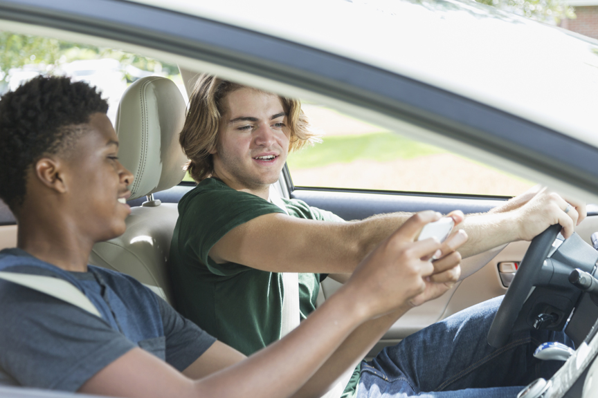 iStock-612400480 Teenage boys driving